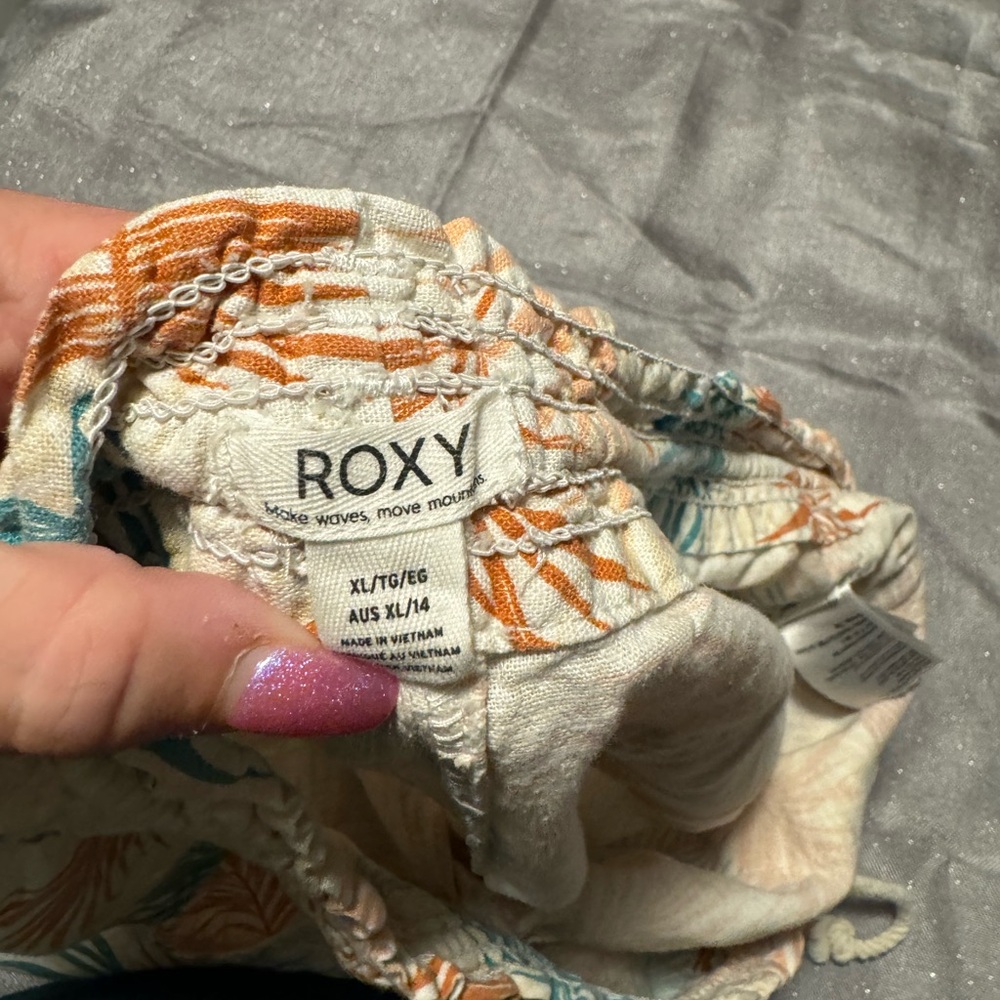 Roxy Multicolor Leaf Print Flare Pants - image 5